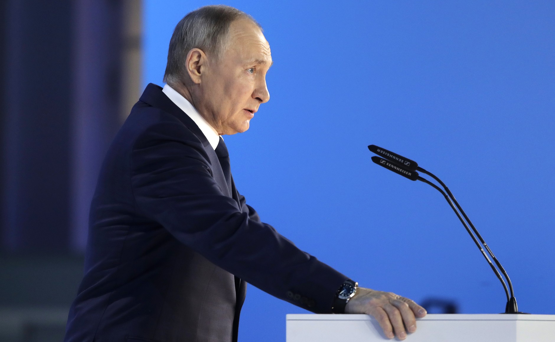 Ο Πούτιν εμβολιάστηκε με Sputnik V
