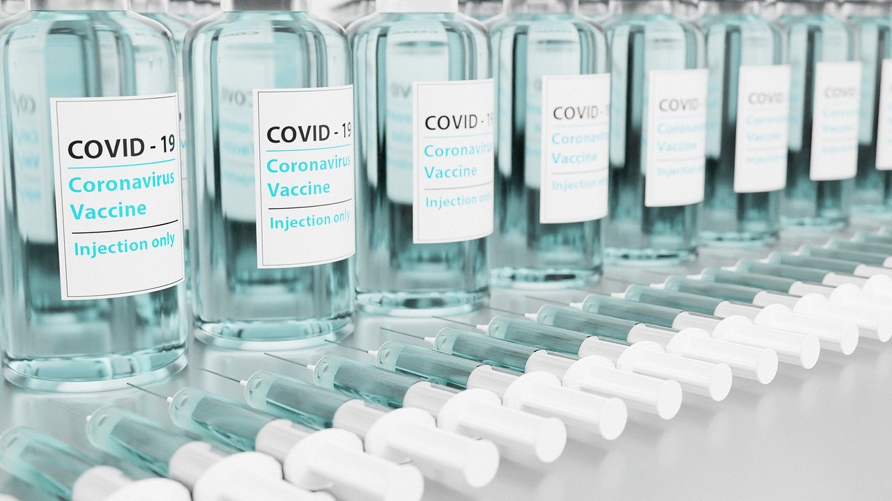 Εμβόλιο για τον κορονοϊό: Ποιες χώρες το κάνουν υποχρεωτικό