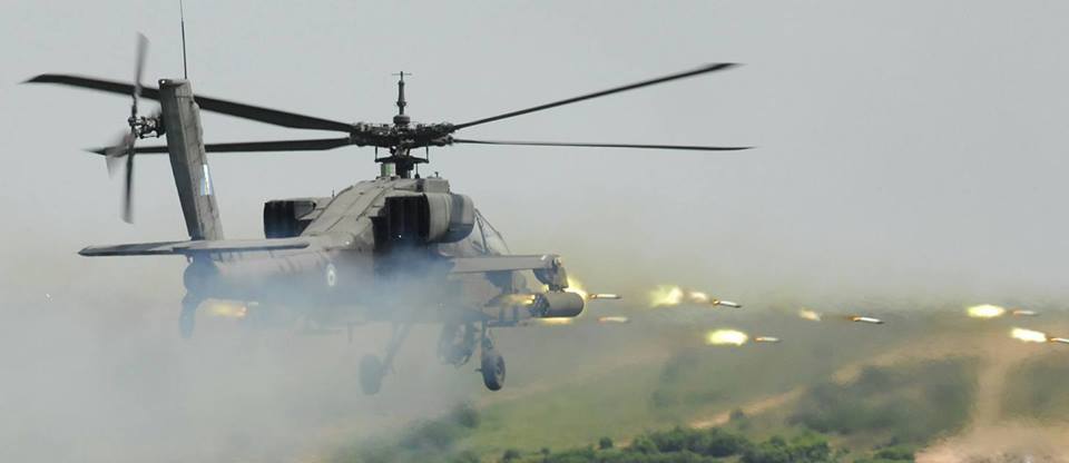 «Έκλεισε» η συμφωνία για τα SPIKE και για «περιορισμένη αναβάθμιση» 19 Apache από τους Ισραηλινούς