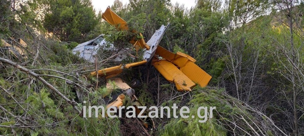Από θαύμα γλίτωσε ο πιλότος του PZL που έπεσε στη Ζάκυνθο