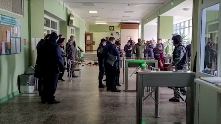 Επίθεση σε πανεπιστήμιο της Ρωσίας: 8 νεκροί και 28 τραυματίες