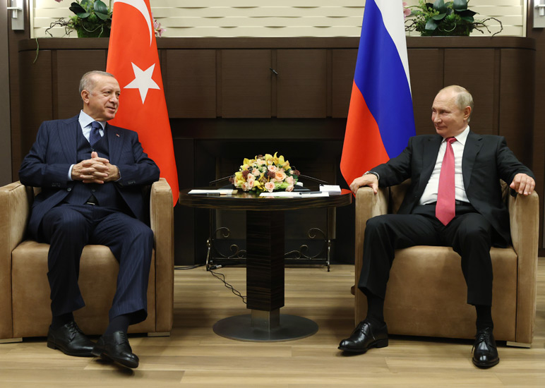 Η Ρωσία δίνει ρόλο διαμεσολαβητή με τις ΗΠΑ στην Τουρκία για την κρίση στην Ουκρανία