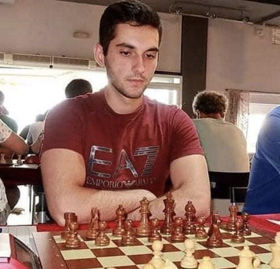 Ο Έλληνας μετρ της σκακιέρας! Νικόλας Θεοδώρου από την Κρήτη