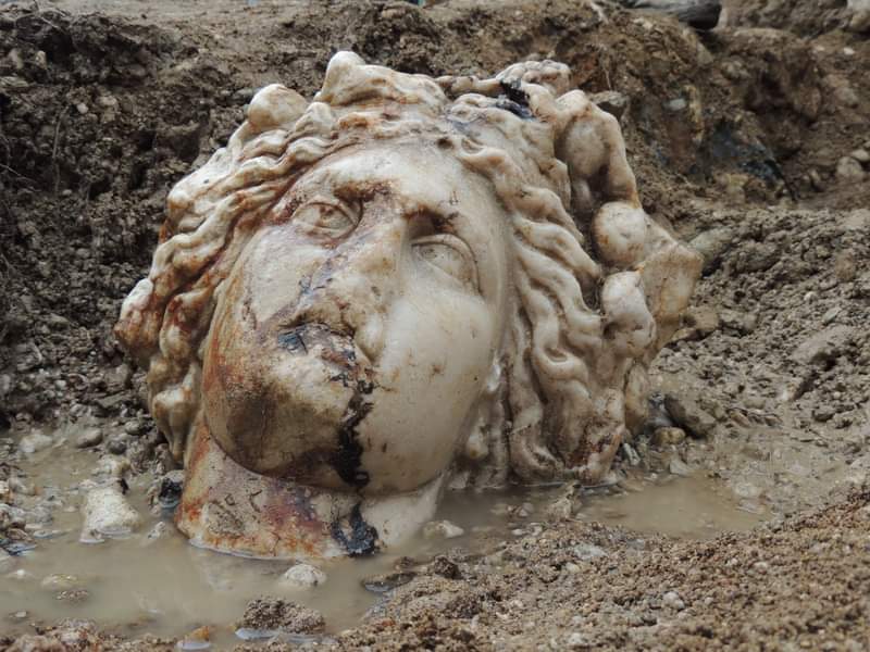 Αγάλματα της Αφροδίτης και του Διονύσου ανακαλύφθηκαν στην Τουρκία- Φωτογραφίες