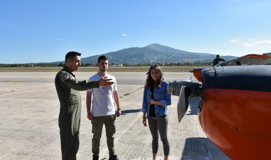 Πτήσεις μαθητών στη γιορτή της Πολεμικής Αεροπορίας: Έγινε η κλήρωση - Ποιοι θα πετάξουν