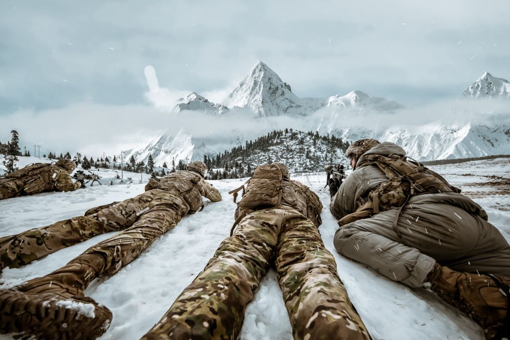 στρατιώτες χιόνια