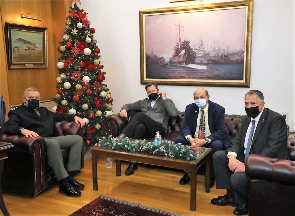 ΓΕΕΘΑ: Συνάντηση με γερουσιαστές των ΗΠΑ για την Ανατολική Μεσόγειο