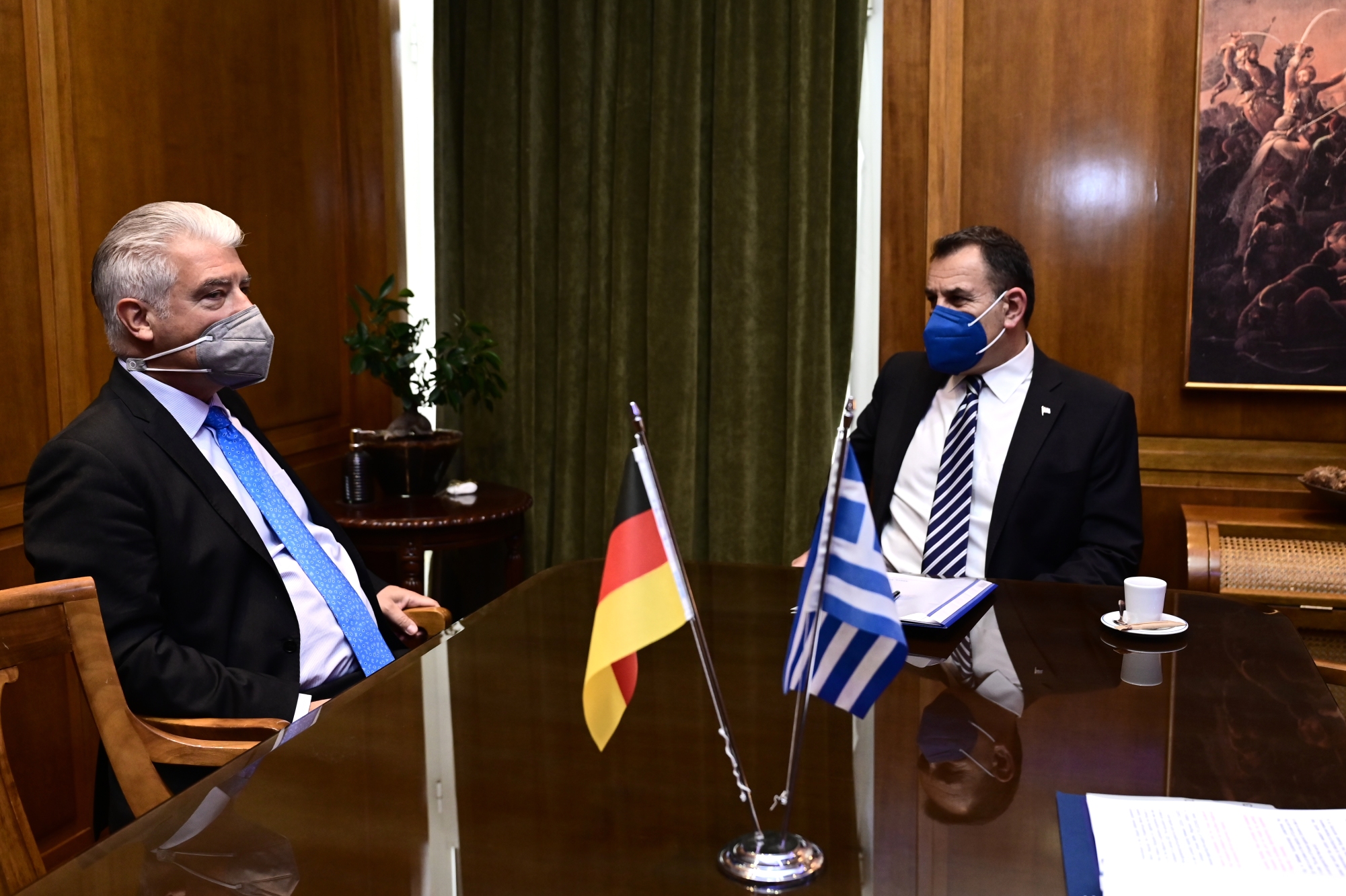 Για ποια συνεργασία Ελλάδας-Γερμανίας στον τομέα της αμυντικής βιομηχανίας συζήτησαν ΥΕΘΑ και Γερμανός πρέσβης;