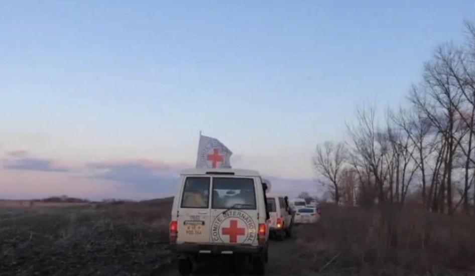 Η Ρωσία ζητά τη συνεργασία του Ερυθρού Σταυρού για τους αιχμαλώτους της