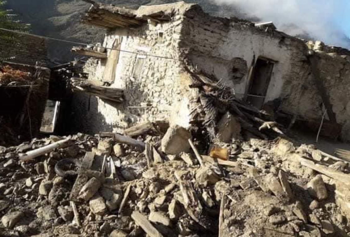 Τουλάχιστον 950 νεκροί και εκατοντάδες τραυματίες μετά τον σεισμό στο Αφγανιστάν
