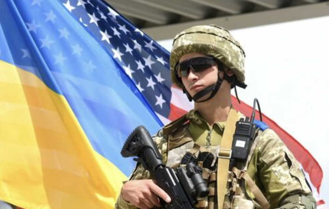 Οι ΗΠΑ θα χορηγήσουν επιπλέον στρατιωτική βοήθεια αξίας 800 εκατ. δολ. στην Ουκρανία