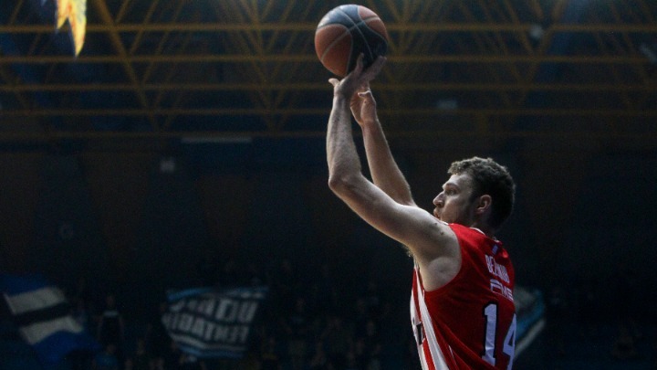 Ο Βεζένκοφ MVP της Basket League