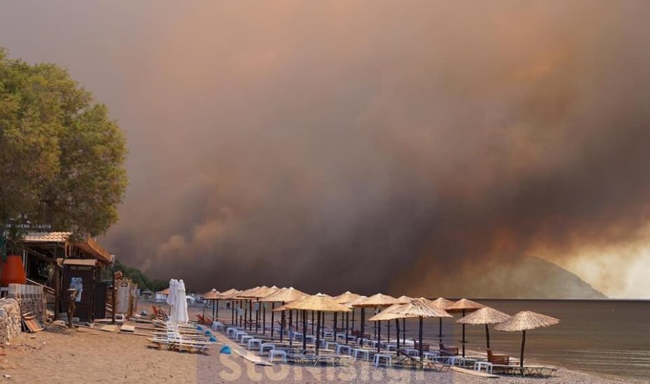 Μυτιλήνη: Μεγάλη φωτιά στα Βατερά και εντολή εκκένωσης! Κινδυνεύουν σπίτια