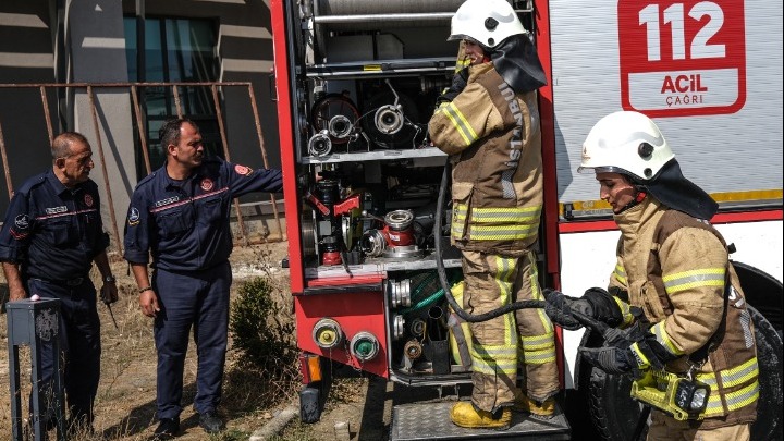 Υπό έλεγχο η φωτιά στο ελληνικό νοσοκομείο Βαλουκλί της Κωνσταντινούπολης