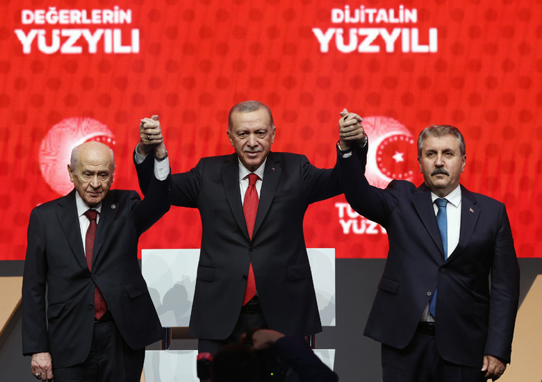Τουρκία: Δημοσκόπηση ανατροπή δίνει νίκη στον κυβερνητικό συνασπισμό Ερντογάν