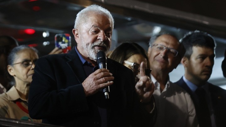 Προεδρικές εκλογές Βραζιλία: Δεύτερος γύρος με  προβάδισμα Λούλα και διάψευση δημοσκοπήσεων