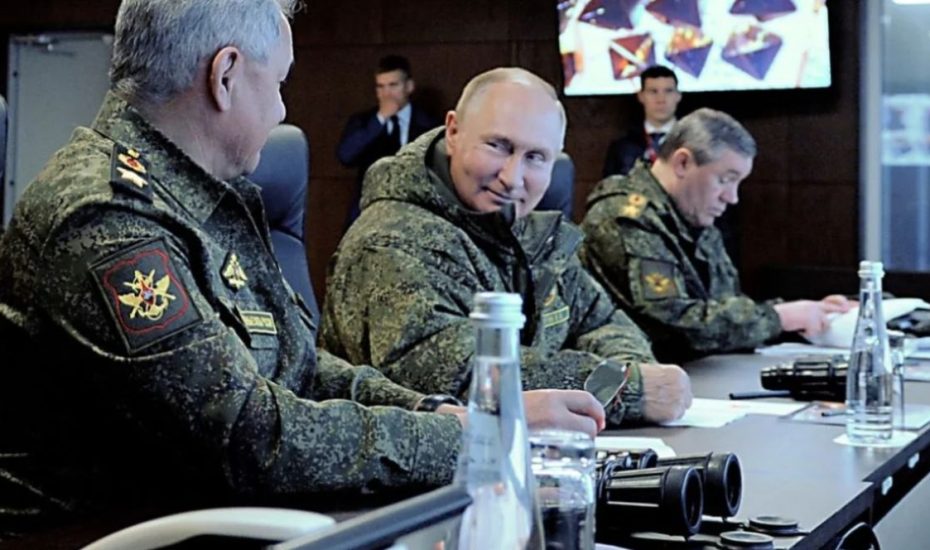 Μετά από 2 χρόνια πολέμου οι δυτικοί αρχίζουν να ψιθυρίζουν ότι «ο Πούτιν οδεύει προς τη νίκη»