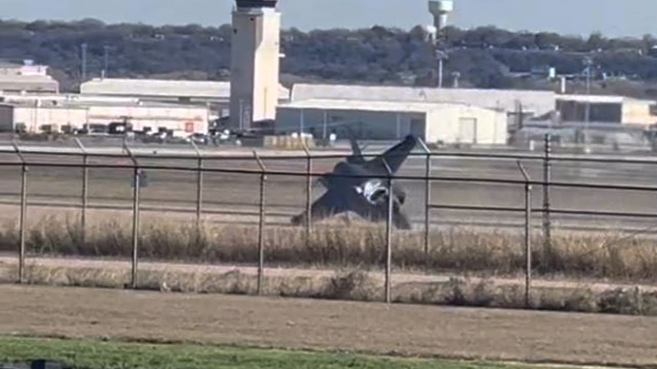 Συντριβή F-35, εγκατέλειψε ο πιλότος-Βίντεο