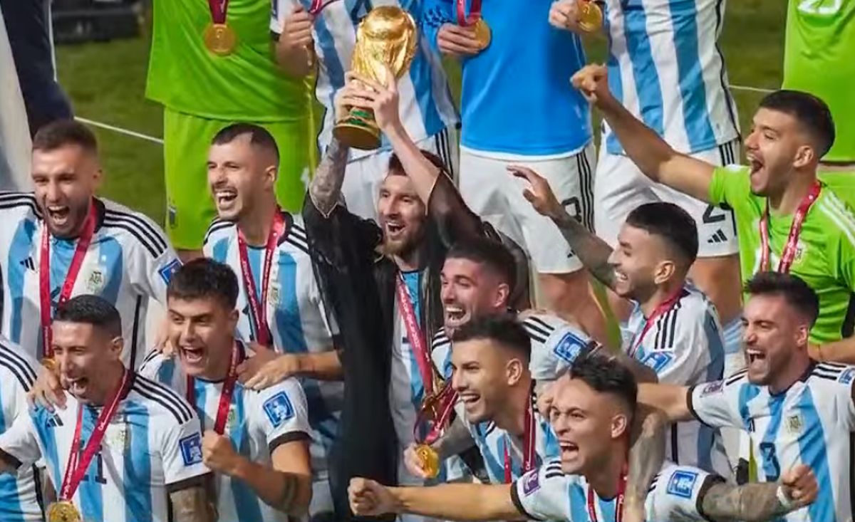 Live streaming οι πανηγυρισμοί για την κούπα στο Mundial με Messi στην Αργεντινή