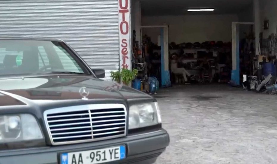 Γιατί οι Αλβανοί έχουν κόλλημα με τις Mercedes;