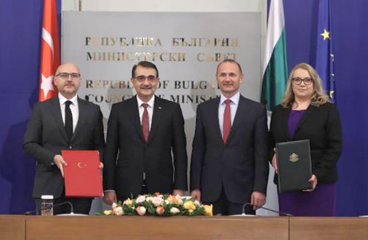 Συμφωνία Τουρκίας - Βουλγαρίας βγάζει «νοκ άουτ» τον σταθμό LNG στην Αξεξανδρούπολη
