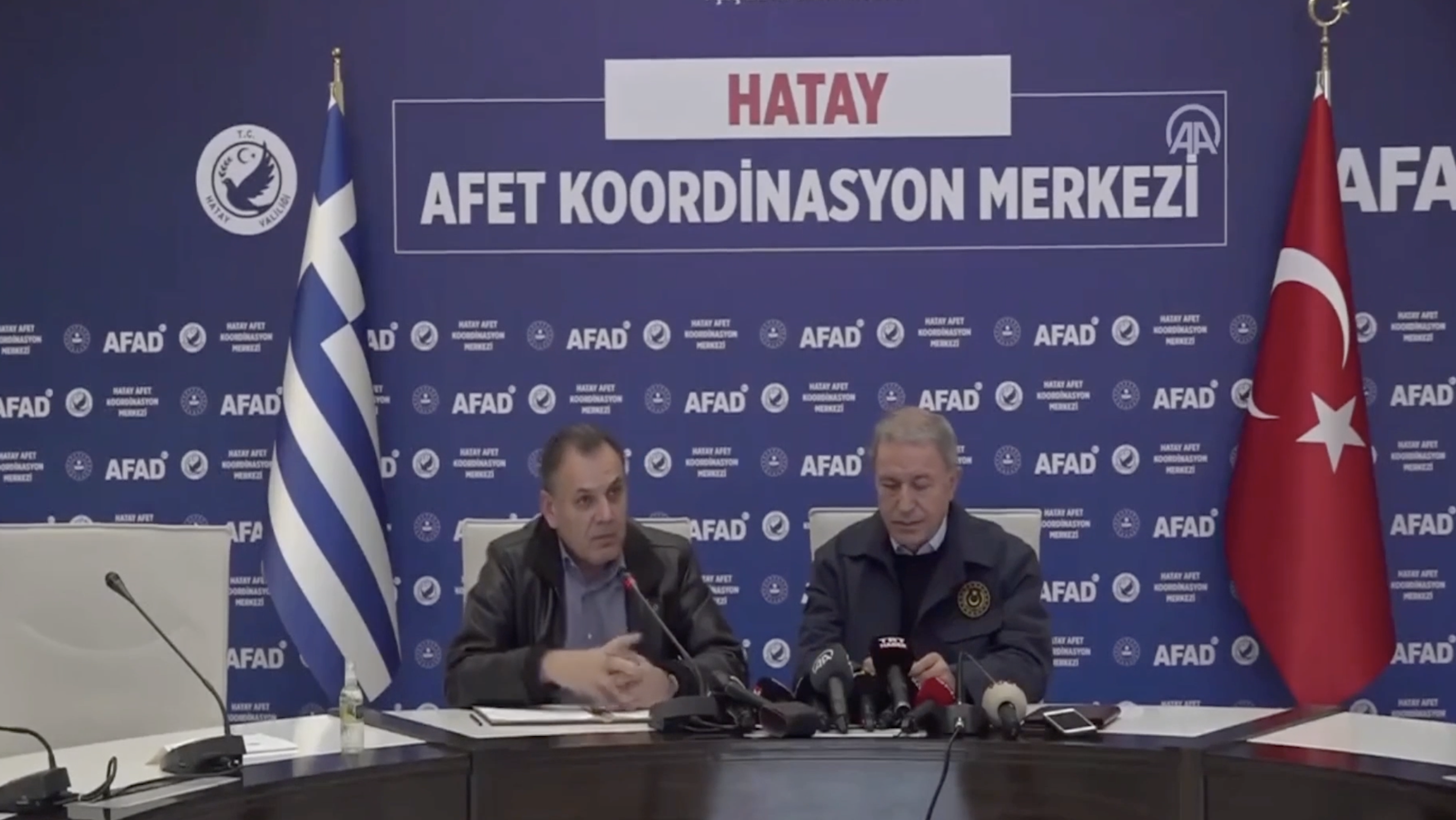 «Θα στηρίξουμε την Τουρκία όσο χρειαστεί» δήλωσε ο Έλληνας ΥΕΘΑ