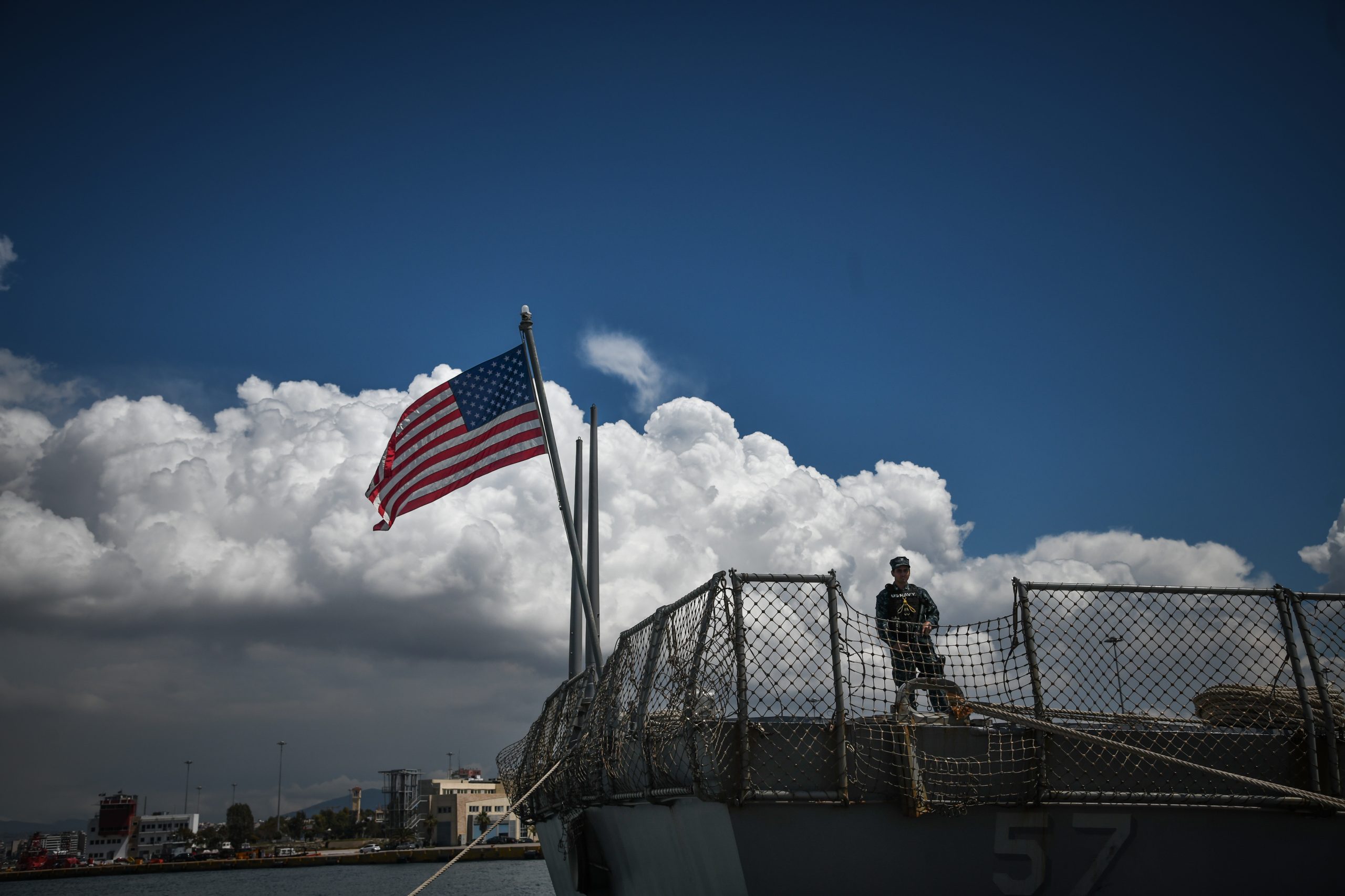 Υπαξιωματικός του Ναυτικού των ΗΠΑ καταδικάστηκε  για κατασκοπεία επ’ ωφελεία της Κίνας