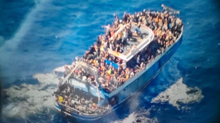 Ναυάγιο Πύλος: Εννέα συλλήψεις  για τη διακίνηση των μεταναστών