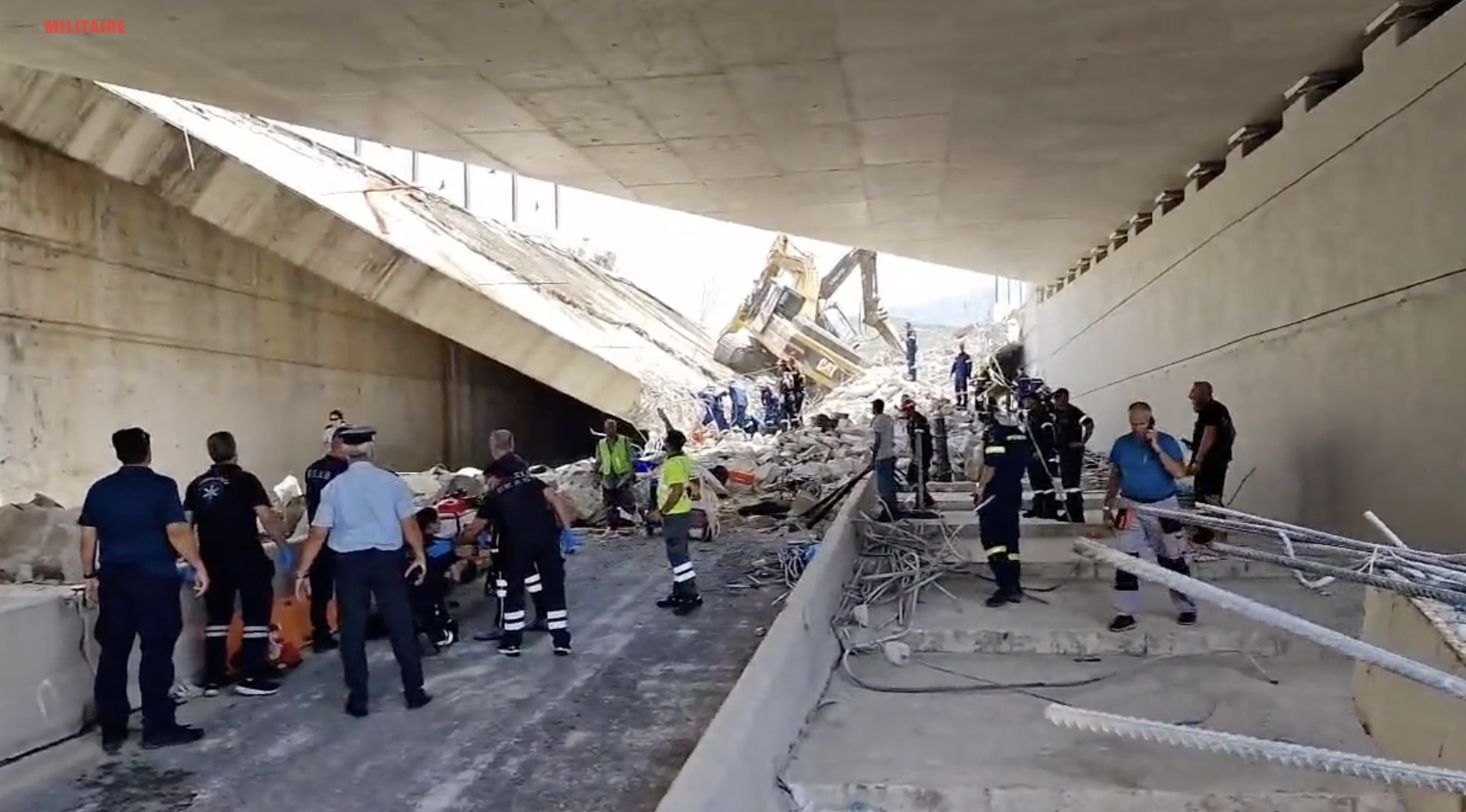 Πάτρα κατάρρευση γέφυρας: Ένας νεκρός κι ένας σοβαρά τραυματίας μέχρι στιγμής-Βίντεο