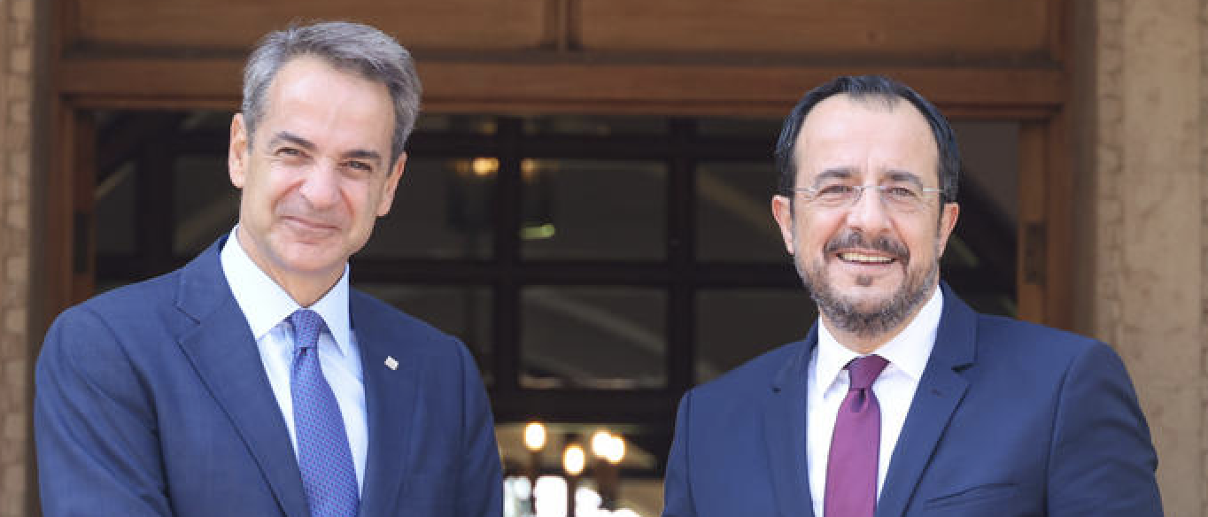 «Κρίσιμοι οι δύο επόμενοι μήνες για ελληνοτουρκικά Κυπριακό» δηλώνει ο Κύπριος πρόεδρος έχοντας δίπλα του τον κ.Μητσοτάκη
