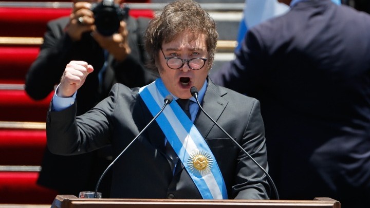 Αργεντινή: Πρώτη μαζική κινητοποίηση εναντίον του ακραίου φιλελεύθερου προέδρου Χαβιέρ Μιλέι