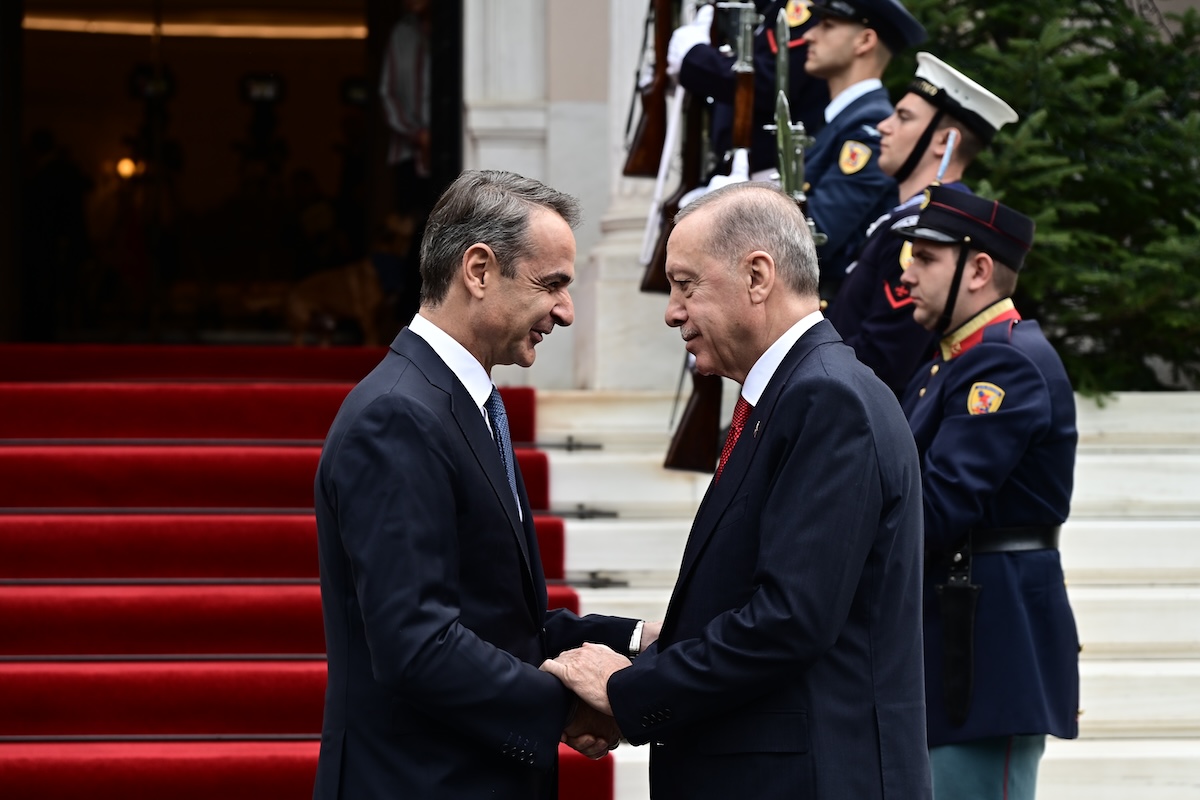 Η Τουρκία εγκαταλείπει την σύμβαση που θέτει όρια στον συμβατικό στρατιωτικό εξοπλισμό αλλά η Αθήνα δεν καταλαβαίνει τίποτα!
