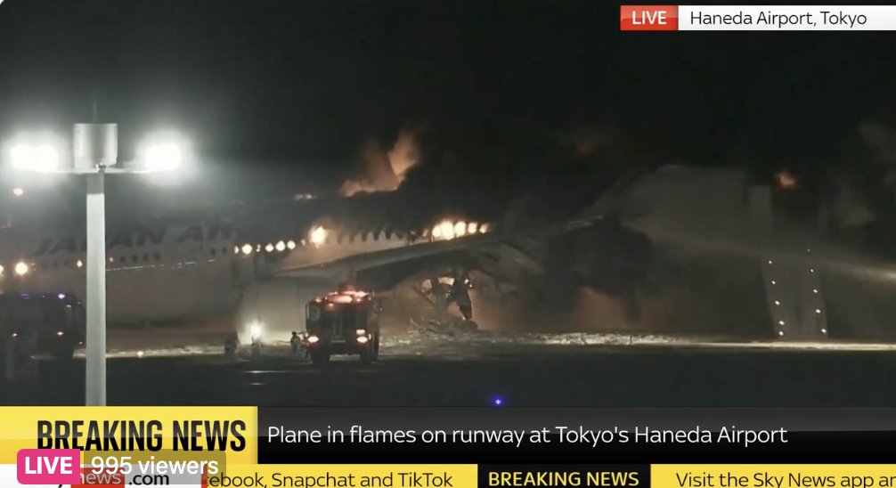 Ιαπωνία: Φωτιά σε αεροσκάφος σε αεροδρόμιο στο Τόκιο-Βίντεο
