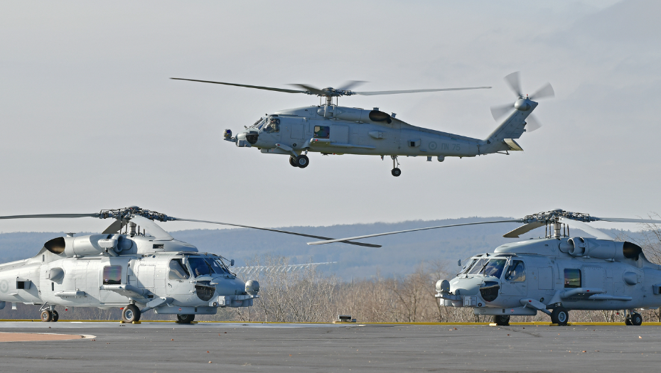Έτοιμα για να αφιχθούν τα 3 ελικόπτερα MH-60R SEAHAWK