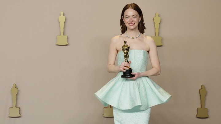 ΟΣΚΑΡ: 4 αγαλματίδια για την ταινία του Γ.Λάνθιμου, στην Έμμα Στόουν το βραβείο α΄γυναικείου ρόλου