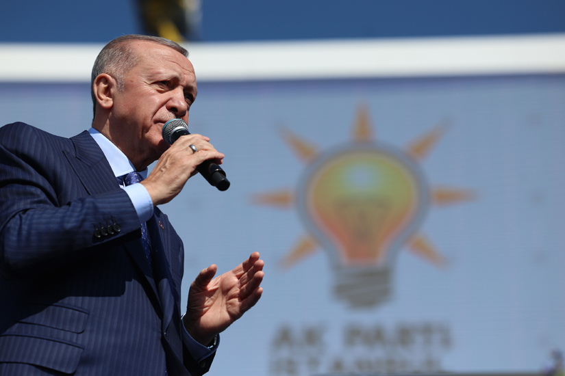 Ο Ερντογάν σε «κρίση» αυτοκριτικής μετά από την ήττα στις δημοτικές εκλογές