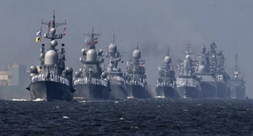 Οι BRICS  και τα ναυτικά γυμνάσια Ρωσίας-Κίνας-Ιράν στέλνουν γεωπολιτικά μηνύματα